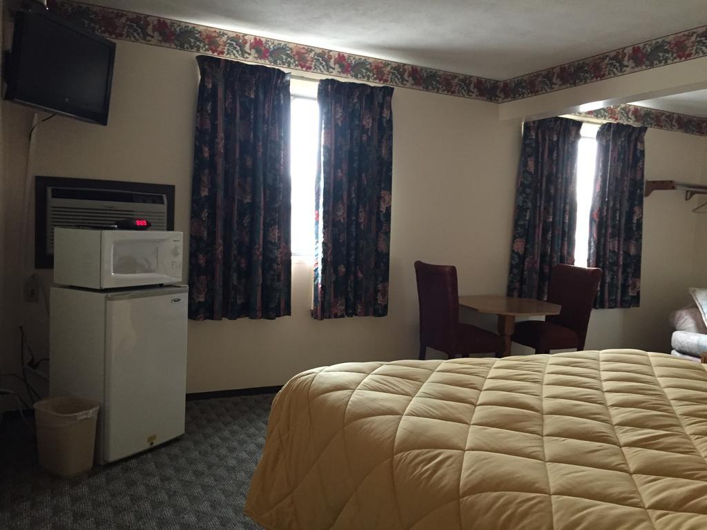 Baxter Inn 4 Less Baxter Springs Экстерьер фото