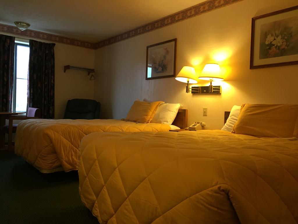 Baxter Inn 4 Less Baxter Springs Экстерьер фото