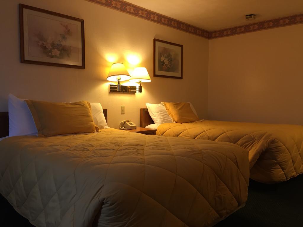 Baxter Inn 4 Less Baxter Springs Экстерьер фото